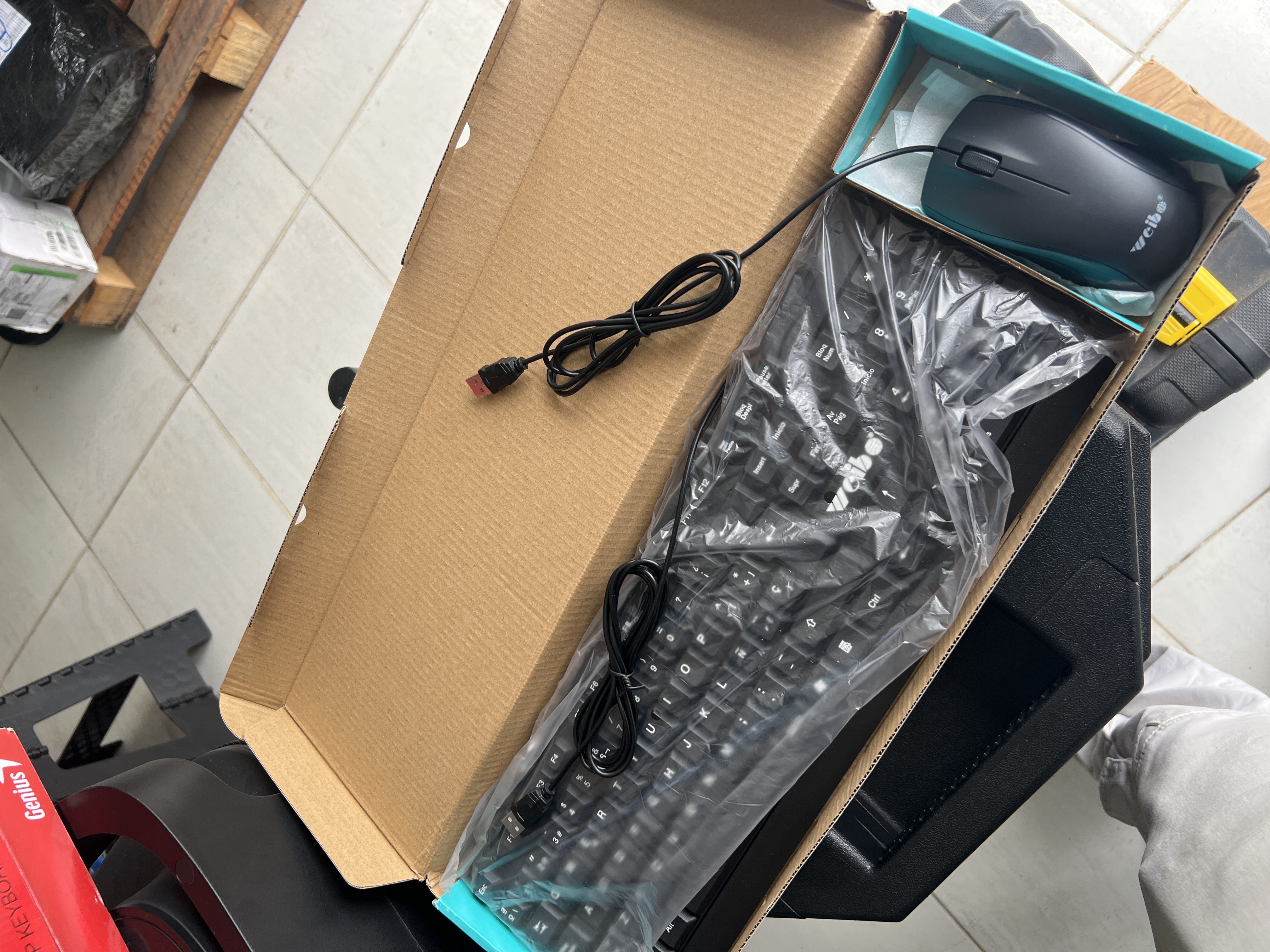 Combo teclado + mouse weibo