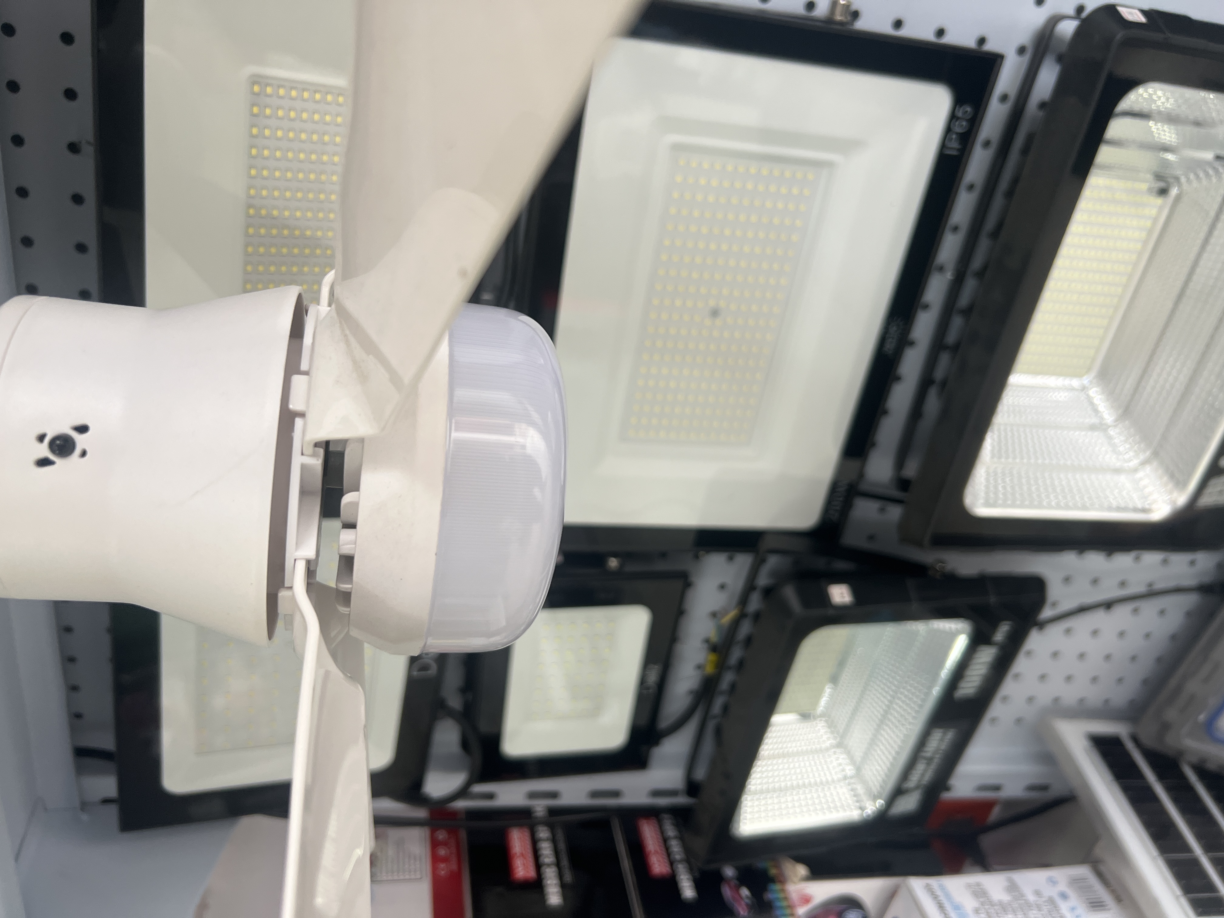 Lámpara con Ventilador