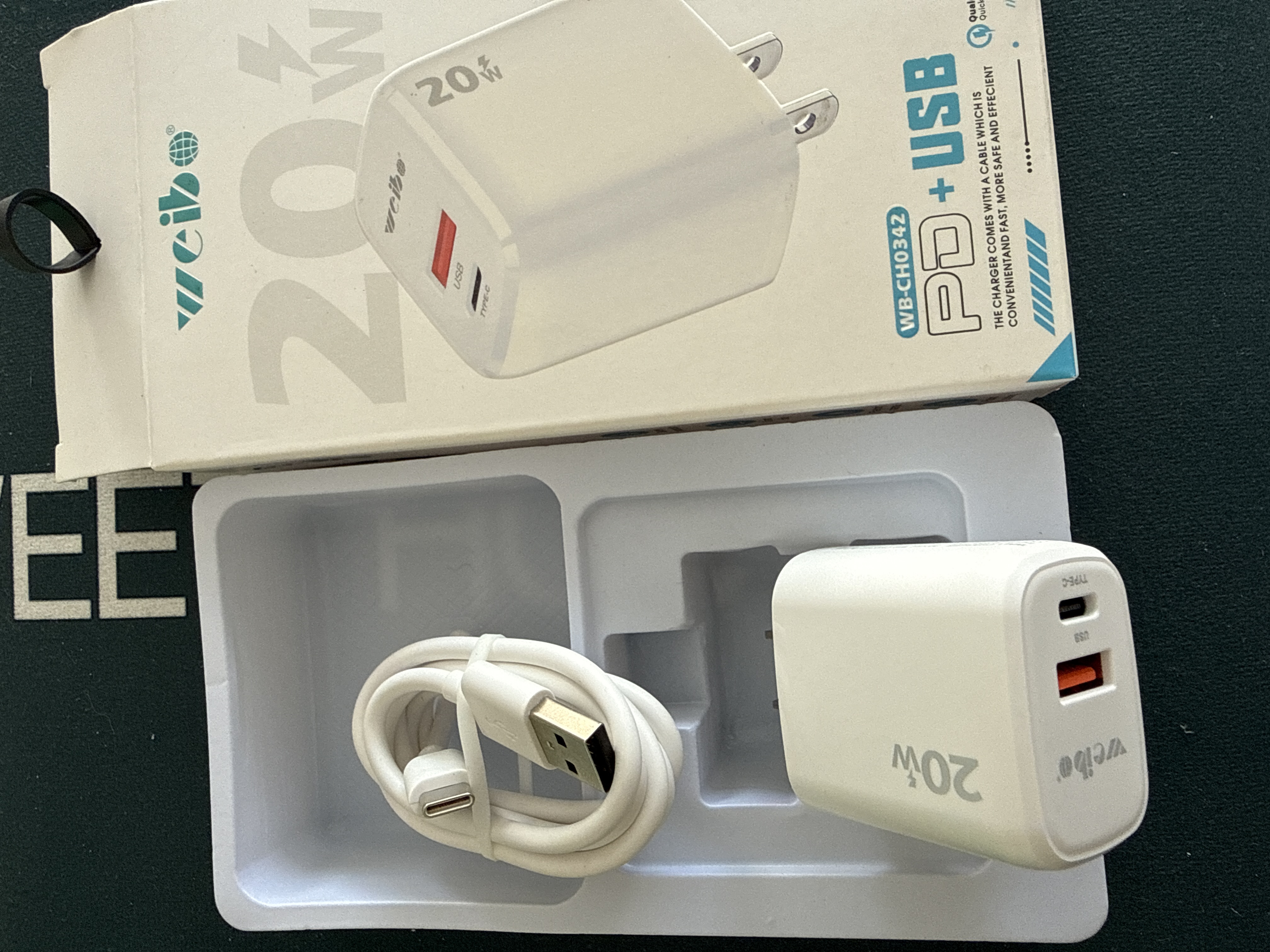 Cargador Entrada USB + Entrada C + Cable Tipo C