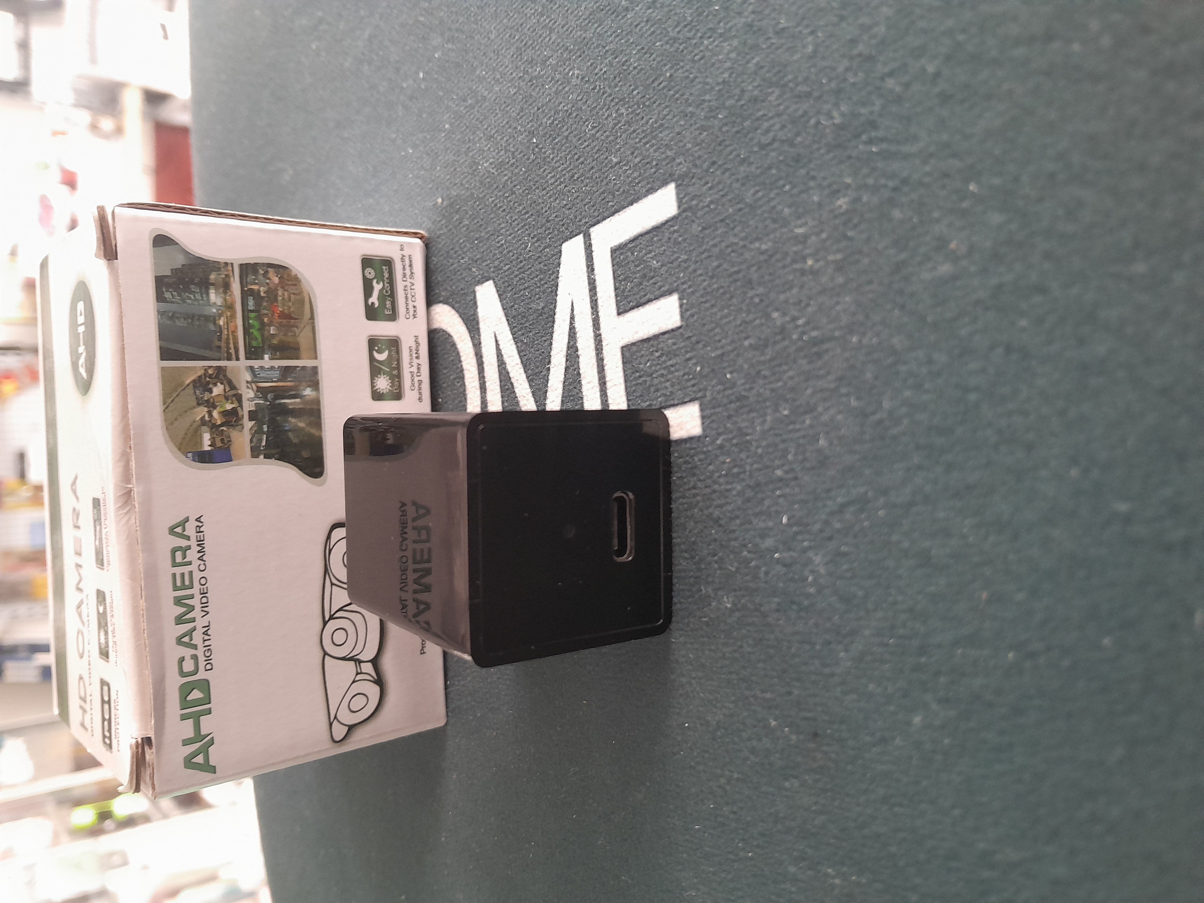 Cámara espía tipo cargador