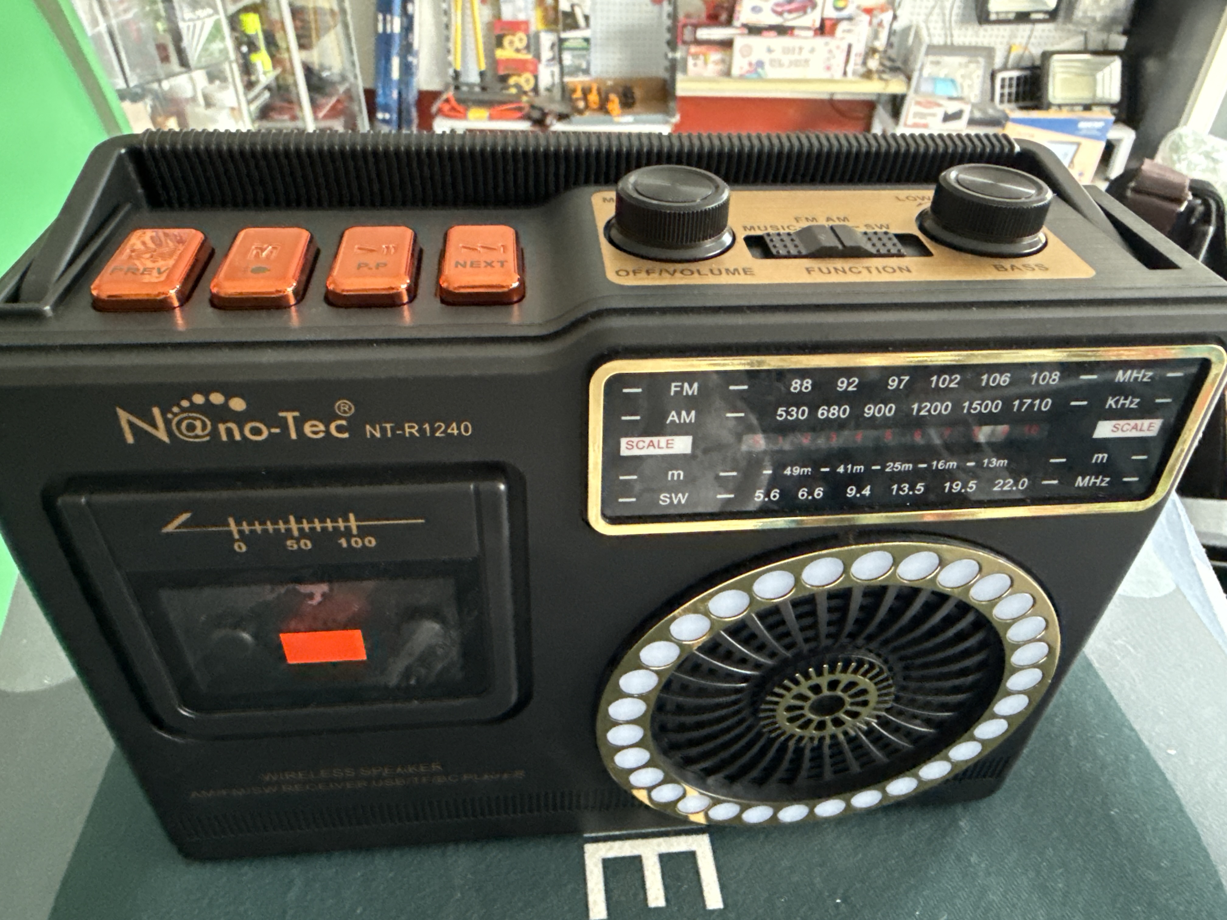 Parlante tipo Grabadora Clásica Nano-Tec