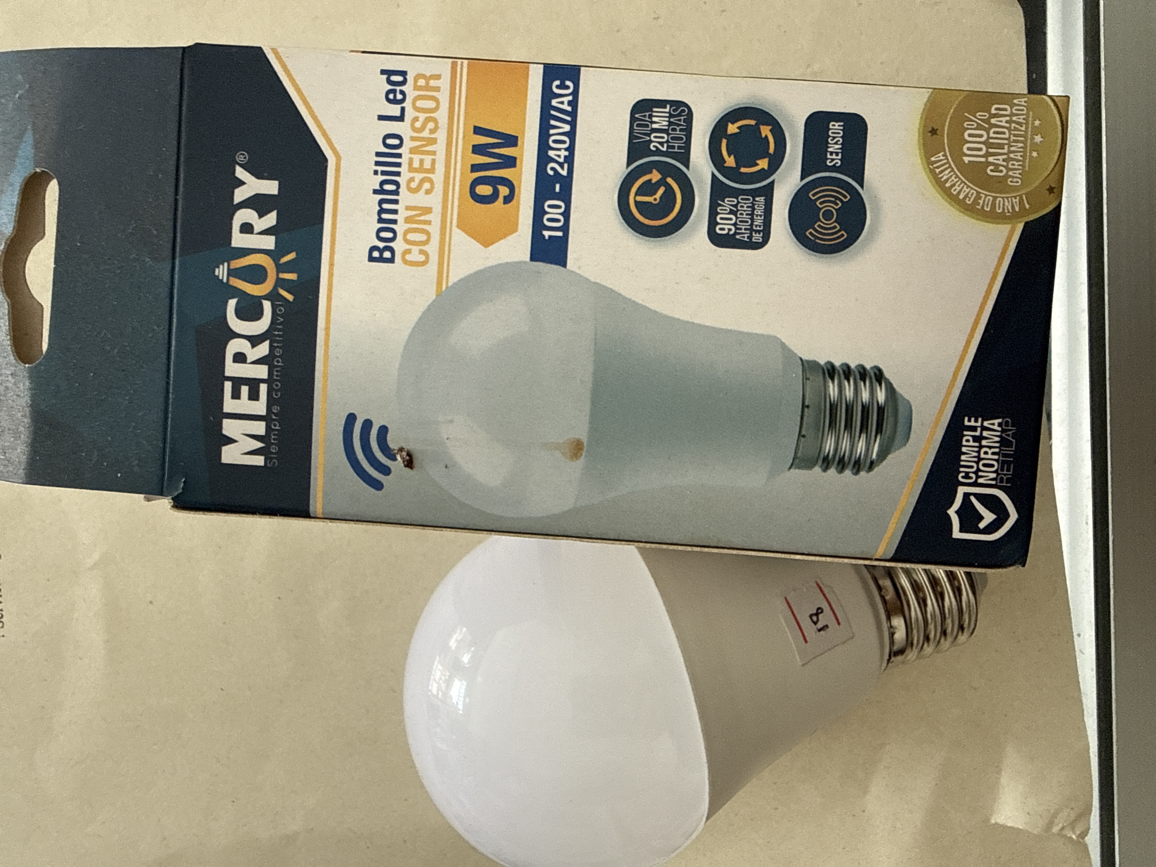 Bombillo LED con Sensor 9W